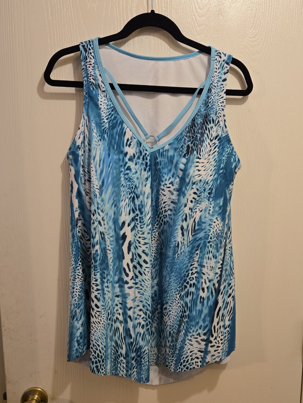 2 Piece Blue Printed V-Neck Swimsuit  L38